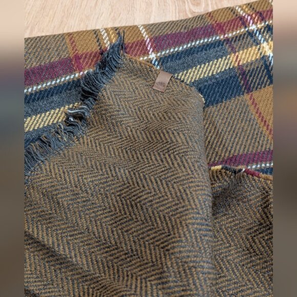 Roots Plaid  Herringbone Scarf in Brown Red  Blue - Picture 3 of 5